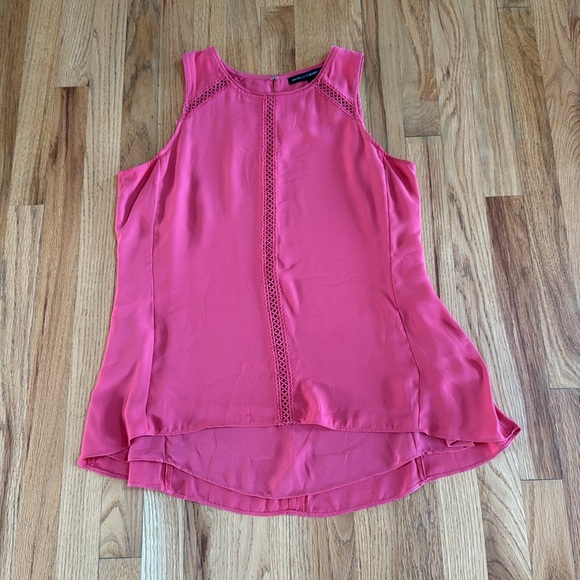 White House Black Market Tops - WHITE HOUSE BLACK MARKET Elegant Rose Sleeveless Top, Size Medium